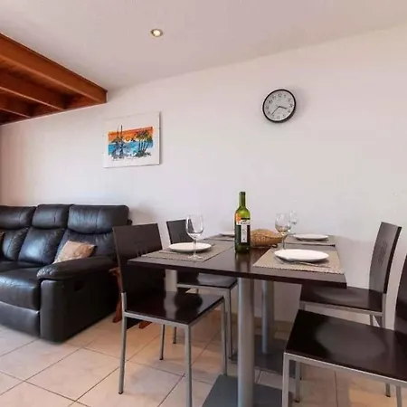 Апартаменты Fuer 4 Personen 1 Kind Ca 70 M In Playa De Americas, Teneriffa Westkueste Von Teneriffa Плая-де-лас-Америкас